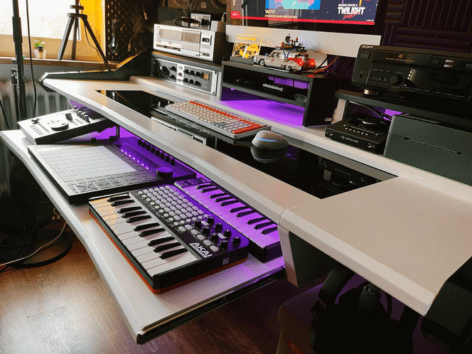 Rare StudioDesk "Beat" – White & Black Limited Edition (Used, Local Pickup in Germany) - Image 13